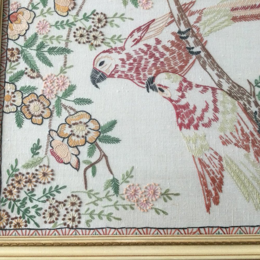 Vintage T.Eaton Co hand embroidery picture wall hangings framed flowers & birds - Picture 9 of 10